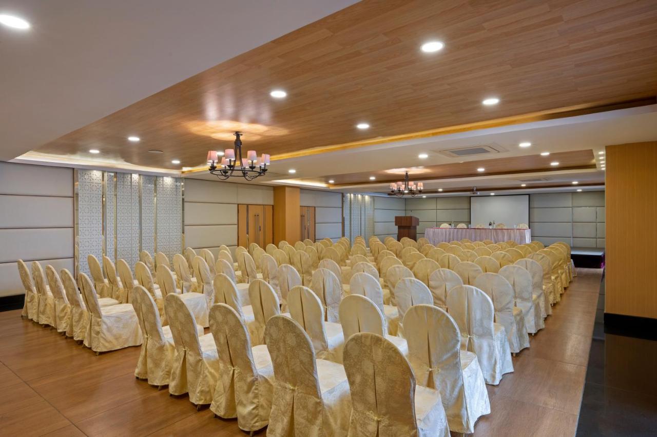 Sterling Yercaud Hotell Exteriör bild