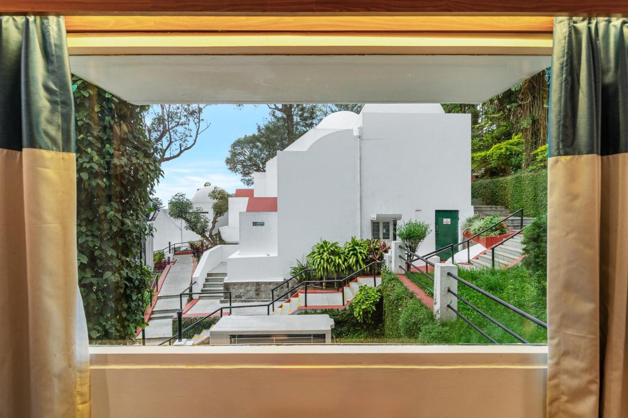 Sterling Yercaud Hotell Exteriör bild